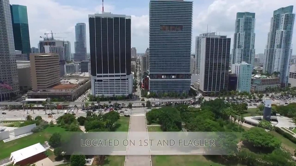 14 NE 1st Ave, Miami, FL en venta - Vídeo de anuncio comercial - Imagen 2 de 2