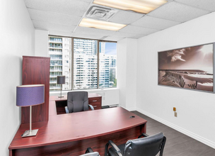 120 Eglinton Ave E, Toronto, ON en alquiler Foto del interior- Imagen 2 de 4