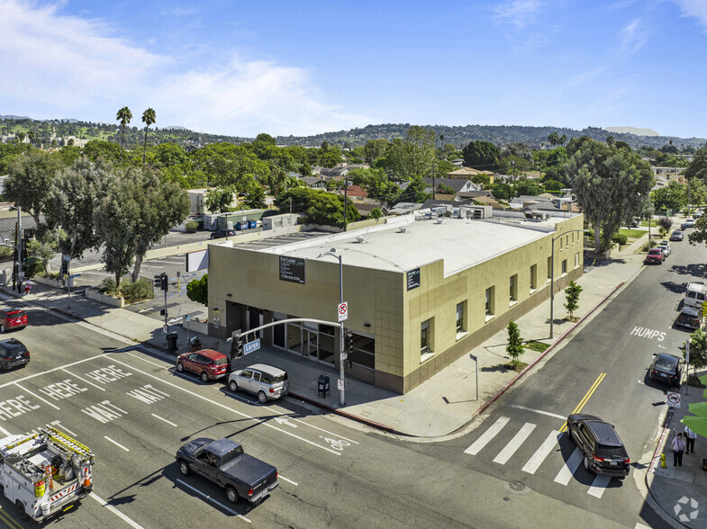 3250 Glendale Blvd, Los Angeles, CA en alquiler - Foto del edificio - Imagen 1 de 20