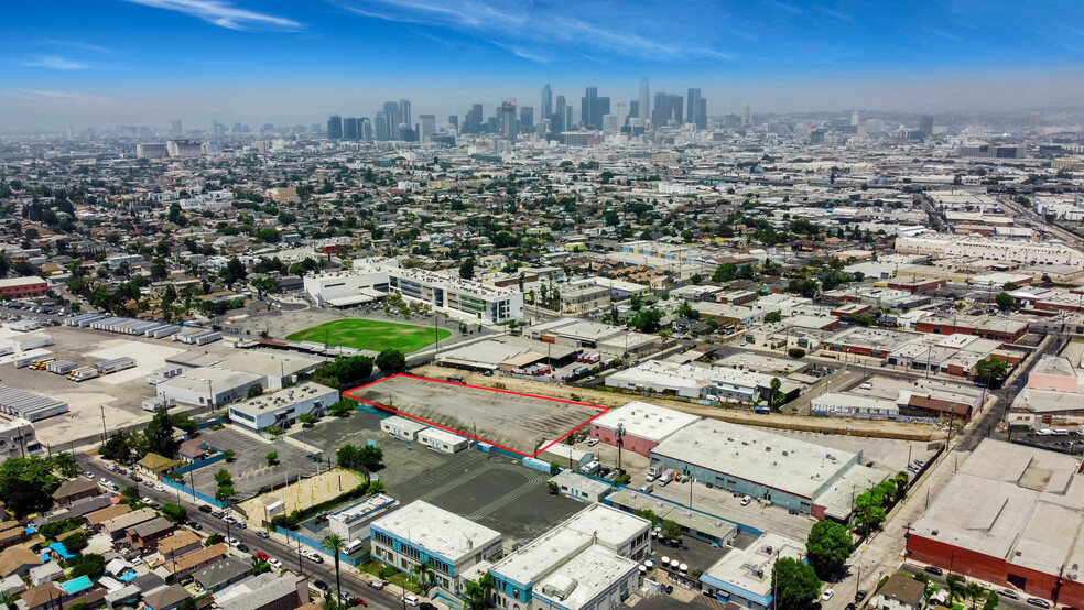 2720 Compton Ave, Los Angeles, CA en venta - Vista aérea - Imagen 3 de 18