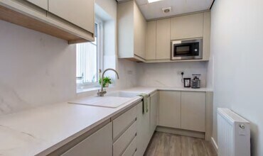 16 Moorfield Clos, Yeadon en alquiler Foto del interior- Imagen 2 de 2