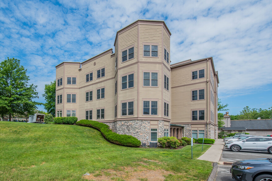 466 Heritage Rd, Southbury, CT en alquiler - Foto del edificio - Imagen 2 de 12