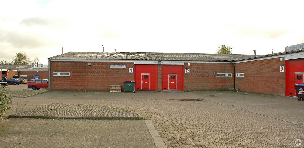 Westbury Clos, Dunstable en alquiler - Foto del edificio - Imagen 2 de 5