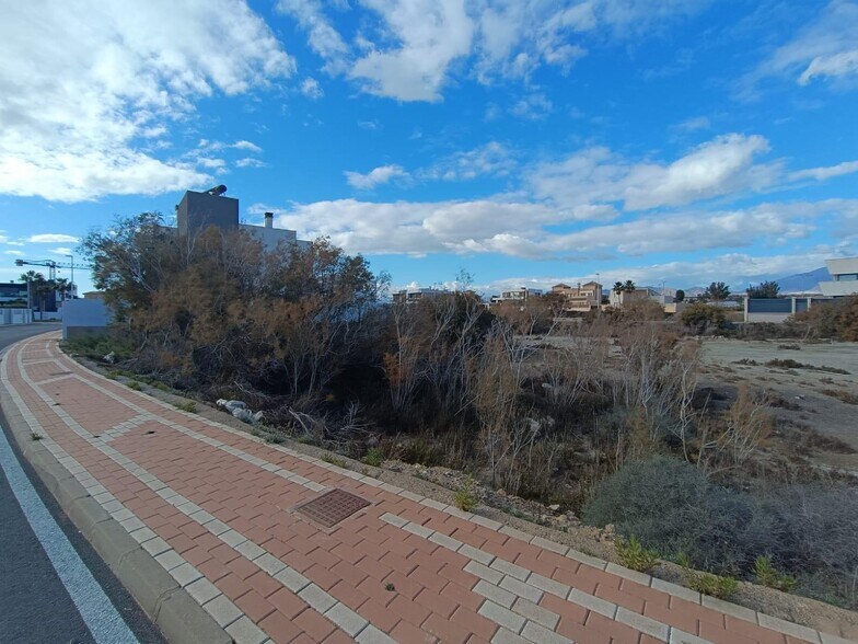 Terreno en El Ejido, Almería en venta - Foto del edificio - Imagen 2 de 3