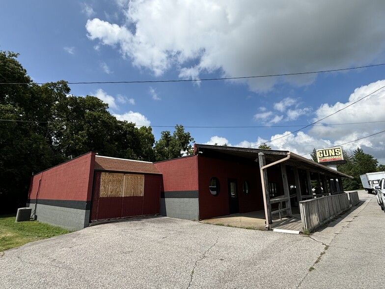 1012 E Hackberry St, Salem, IN en alquiler - Foto del edificio - Imagen 1 de 4