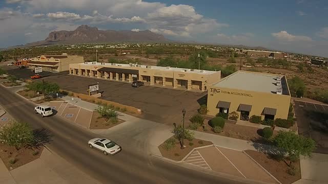 185 N Apache Trl, Apache Junction, AZ en alquiler - Vídeo de anuncio comercial - Imagen 3 de 6