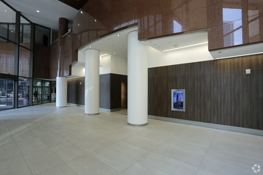 1 World Trade Ctr, Long Beach, CA en alquiler - Lobby - Imagen 3 de 4