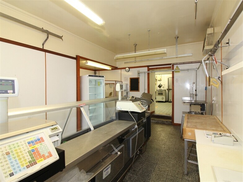 11 Fife Street (Vacant Retail Unit), Dufftown en venta - Foto del edificio - Imagen 2 de 20