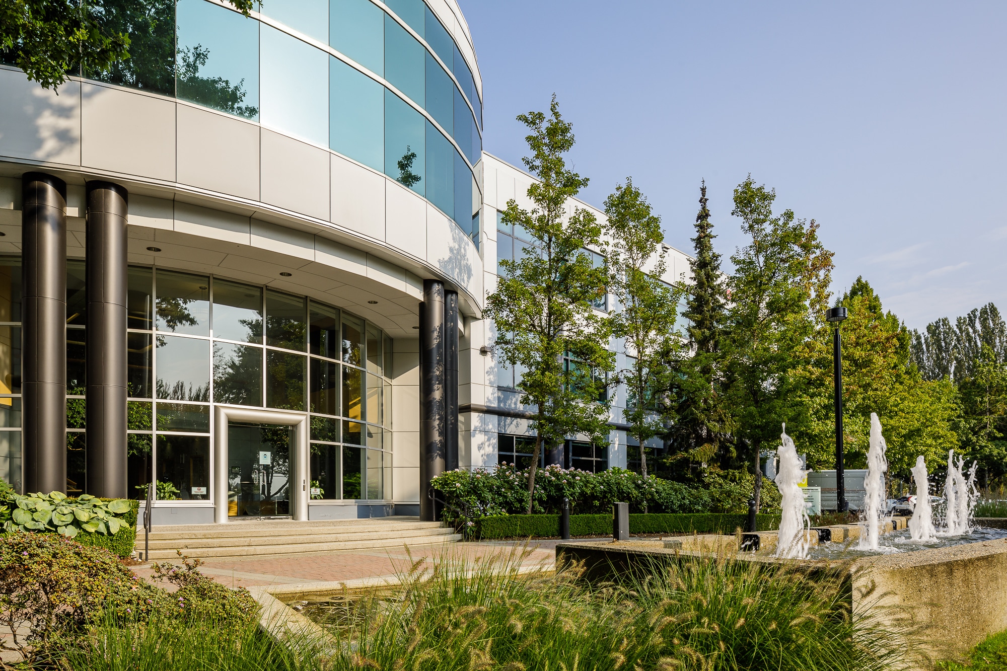 13711 International Pl, Richmond, BC en alquiler Foto del edificio- Imagen 1 de 11