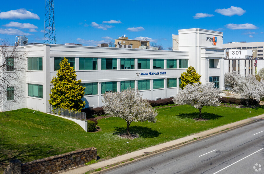 225 E City Ave, Bala Cynwyd, PA en alquiler - Foto del edificio - Imagen 2 de 6