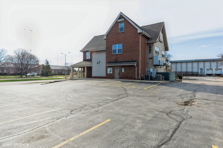 4629 N Port Washington Rd, Milwaukee, WI en venta - Foto del edificio - Imagen 3 de 28