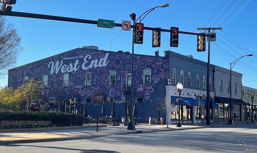 1 Augusta St, Greenville, SC en alquiler - Foto del edificio - Imagen 3 de 27