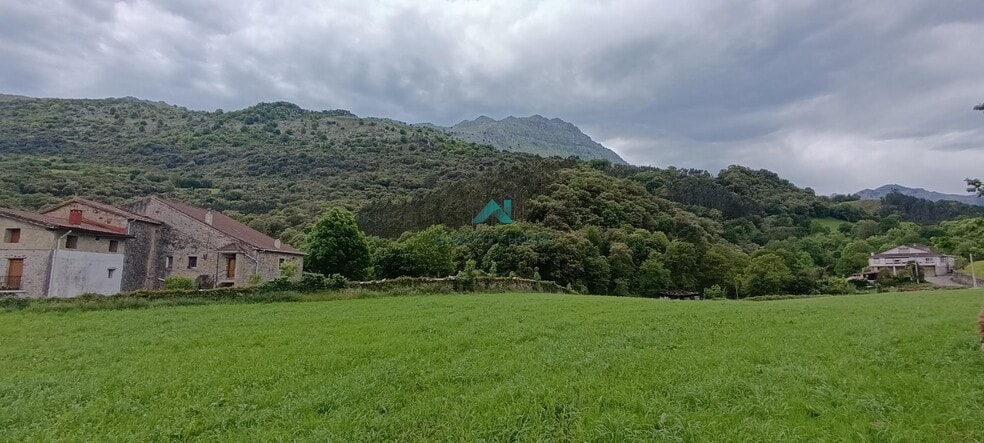 Terreno en Ruesga en venta - Vista aérea - Imagen 2 de 12