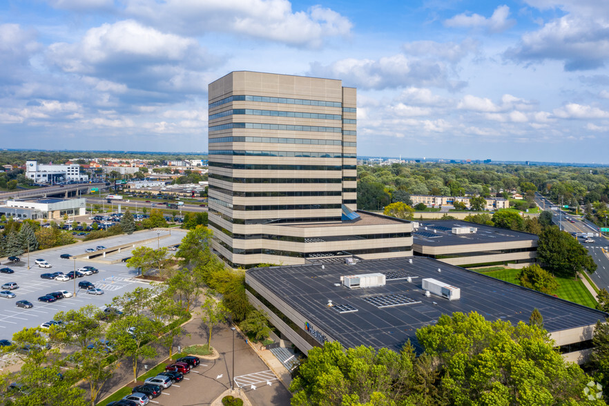 1650 82nd St W, Bloomington, MN en alquiler - Foto del edificio - Imagen 3 de 15