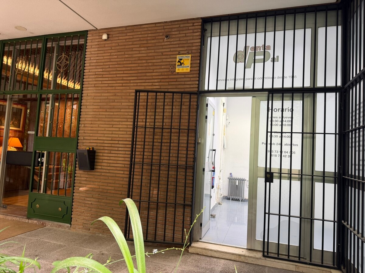 Calle de Jesús Aprendiz, 11, Madrid, MAD 28007 - Unidad Puerta 01, Esc. 5 -  - Foto del interior - Image 2 of 17