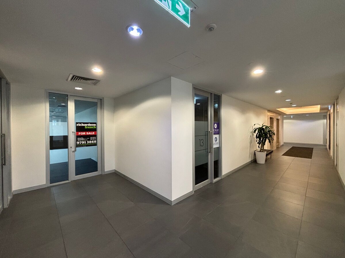 296 Bay Rd, Cheltenham, VIC 3192 - Unidad 14 -  - Foto del interior - Image 2 of 6