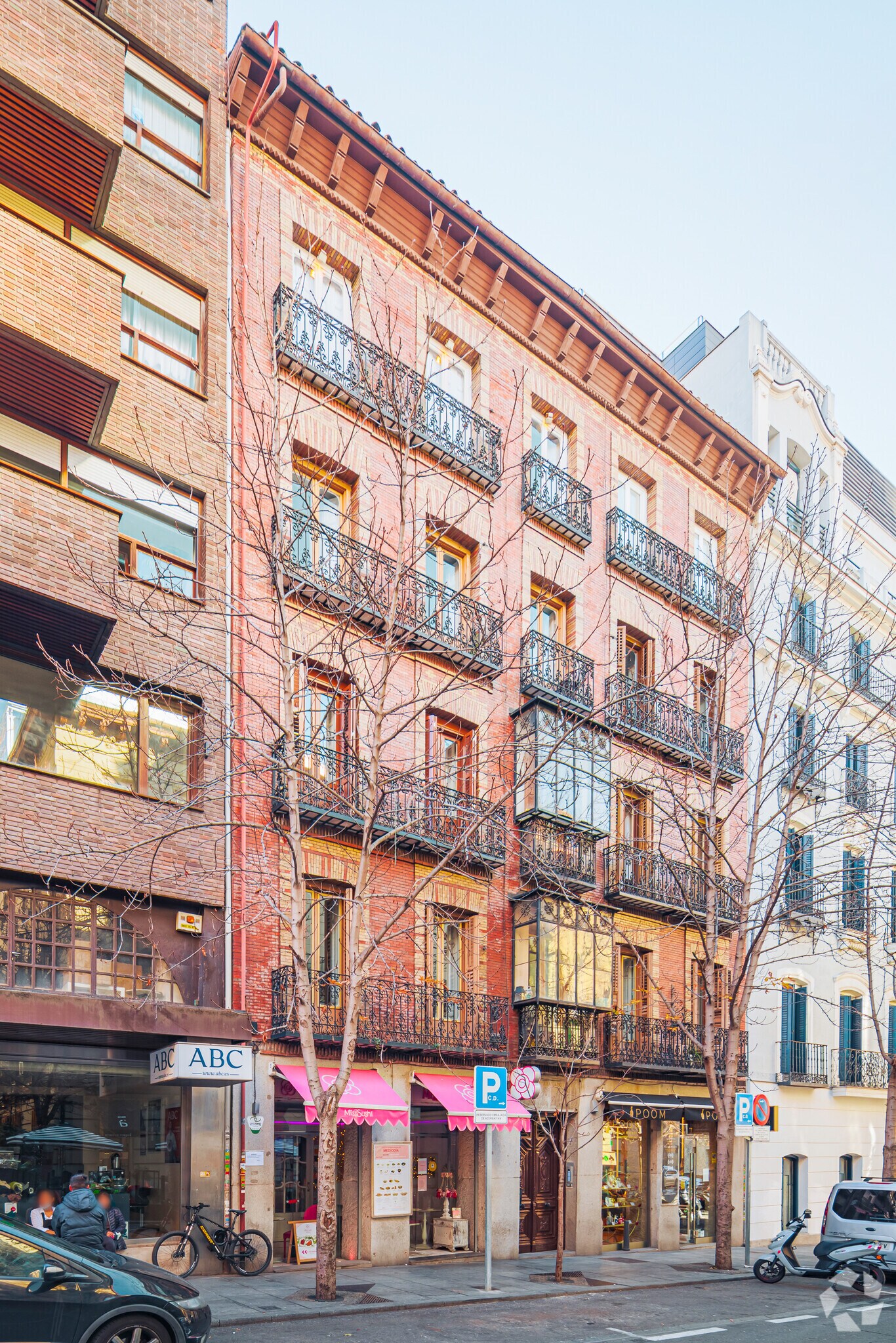 Edificio residencial en Madrid, Madrid en venta Foto del edificio- Imagen 1 de 3