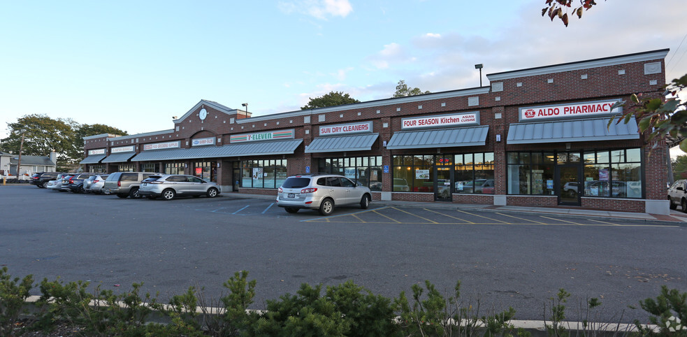 604-626 Union Blvd, West Islip, NY en alquiler - Foto del edificio - Imagen 1 de 2