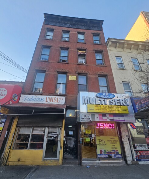 617 Courtlandt Ave, Bronx, NY en venta - Foto principal - Imagen 1 de 9