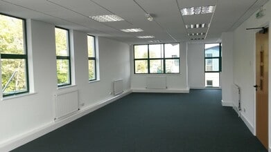 Blenheim Rd, Epsom en alquiler Foto del interior- Imagen 2 de 5