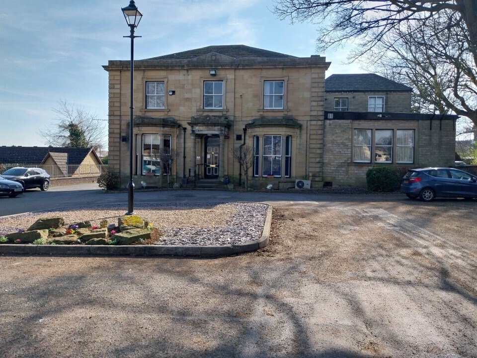 31 New Hey Rd, Huddersfield en alquiler Foto del edificio- Imagen 1 de 4