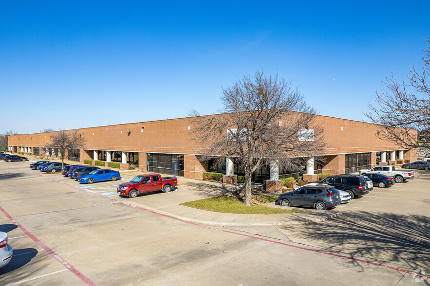 3220 Keller Springs Rd, Carrollton, TX en alquiler - Foto del edificio - Imagen 1 de 6