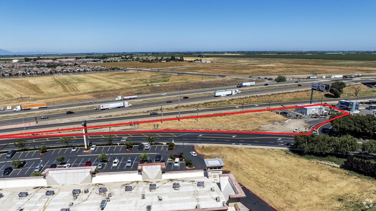 15151 Harlan rd, Lathrop, CA en venta Foto del edificio- Imagen 1 de 13