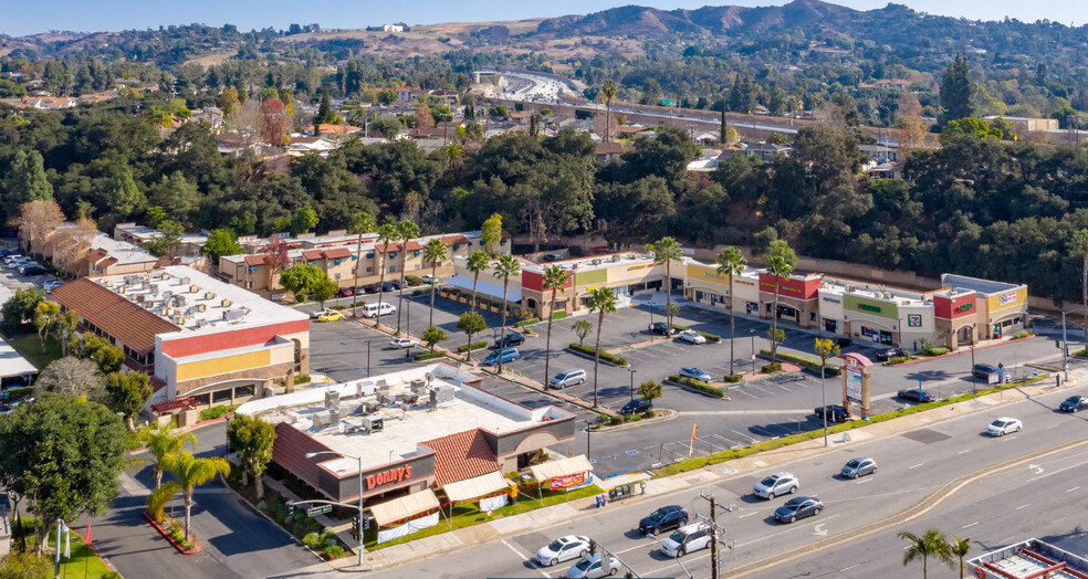 100-150 N Grand Ave, West Covina, CA en alquiler - Foto del edificio - Imagen 1 de 4