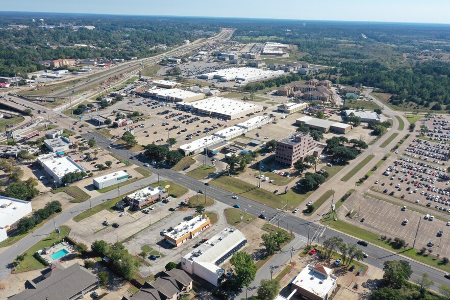 3020 Highway 30 W, Huntsville, TX en venta - Vista aérea - Imagen 3 de 6