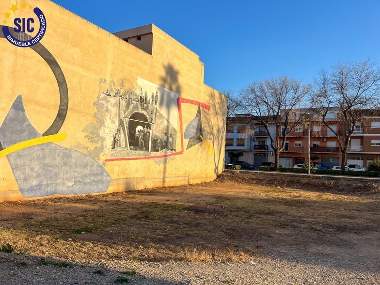 Terreno en L'Alcúdia de Crespins, Valencia en venta - Foto del edificio - Imagen 2 de 8