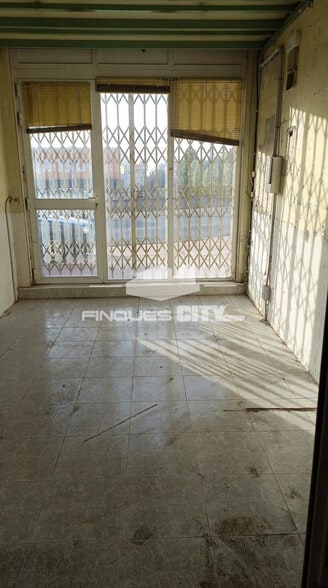 Nave en Pineda de Mar, Barcelona en venta - Foto del interior - Imagen 1 de 2