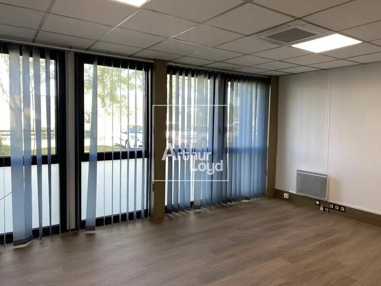 Oficina en Moissy-Cramayel en alquiler - Foto del interior - Imagen 1 de 5