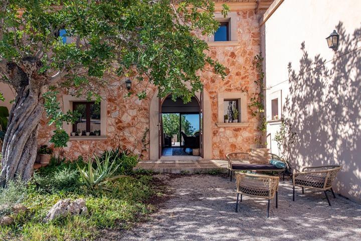 Oficina en Felanitx en venta - Foto del edificio - Imagen 3 de 59