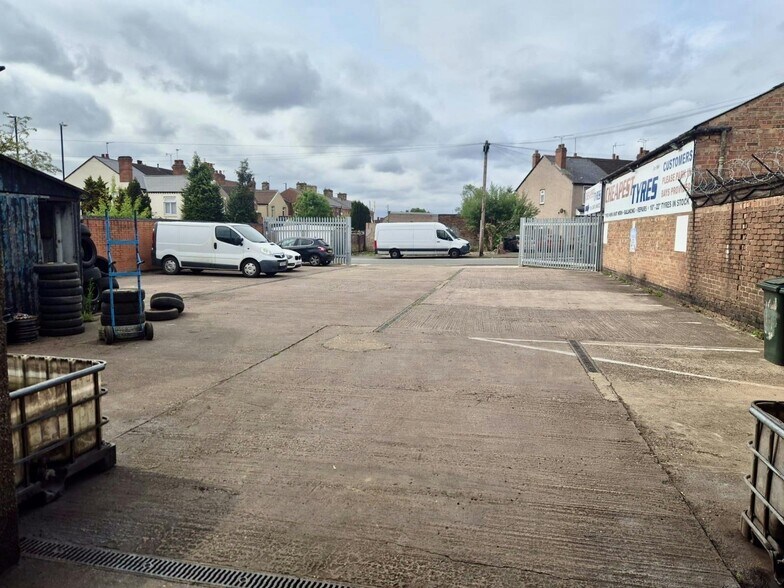 1165 Foleshill Rd, Coventry en venta - Foto del edificio - Imagen 3 de 14