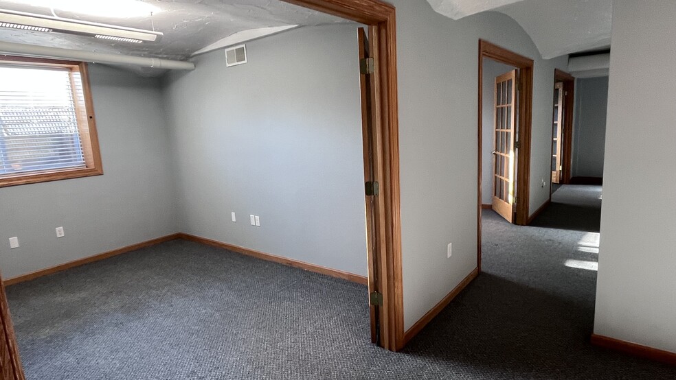 7430 Harwood Ave, Wauwatosa, WI en alquiler - Foto del interior - Imagen 3 de 5