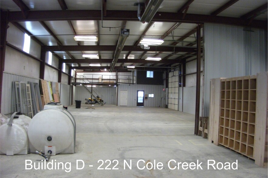 222 Cole Creek Rd, Evansville, WY en alquiler - Foto del interior - Imagen 3 de 5