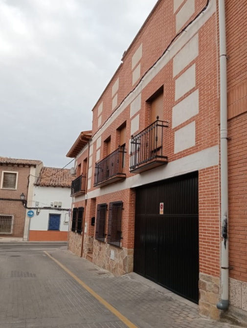 Calle Fragua, Daganzo de Arriba, Madrid en venta Foto del edificio- Imagen 1 de 2