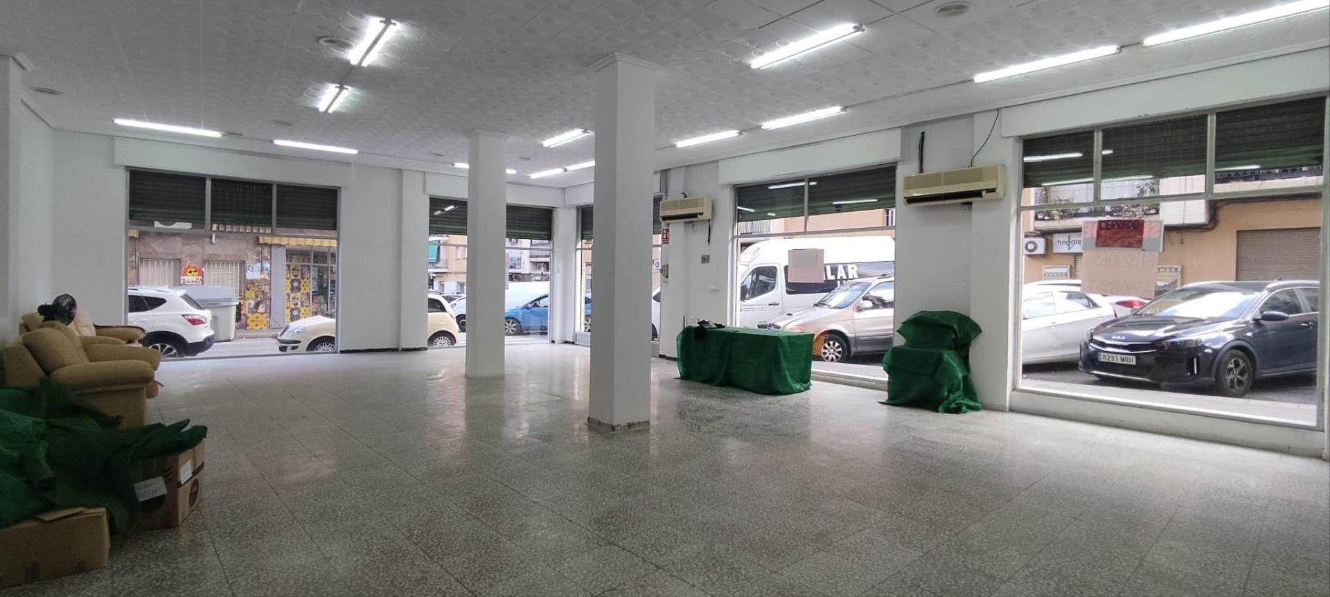 Local en Elche, Alicante en venta Foto del interior- Imagen 1 de 14
