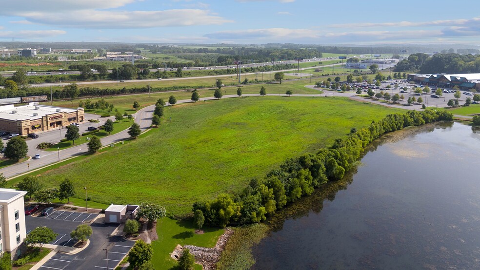 Cabela Drive, Huntsville, AL en venta - Foto del edificio - Imagen 2 de 7