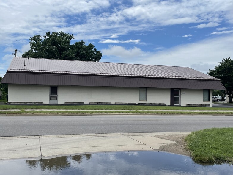 1727 W Lusher Ave, Elkhart, IN en venta - Foto del edificio - Imagen 1 de 7