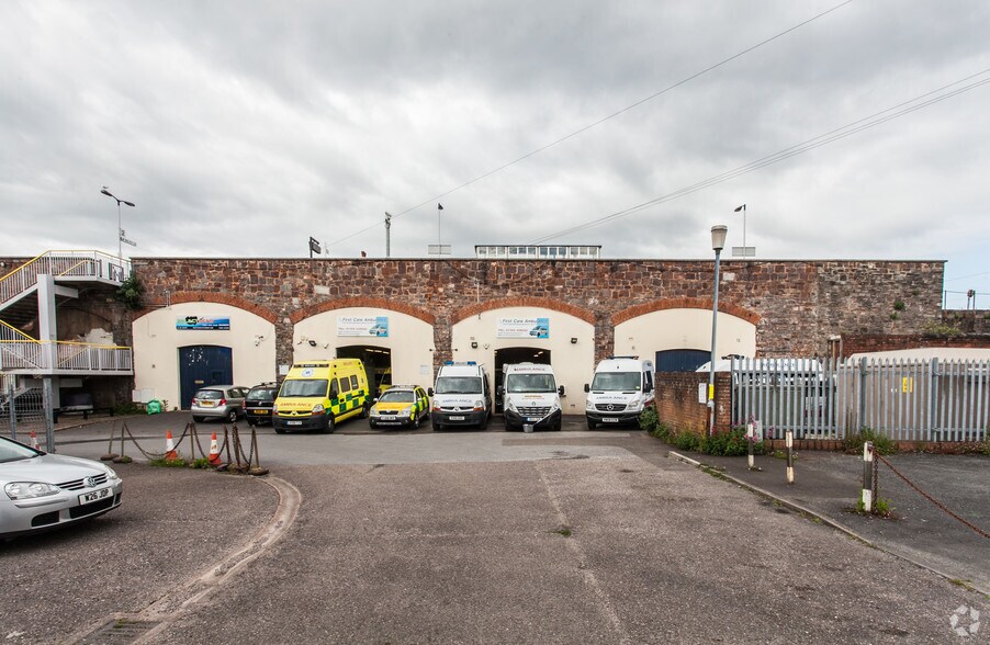 Cowick St, Exeter en alquiler - Foto del edificio - Imagen 2 de 3