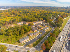 3751 Martin Luther King Jr Dr SW, Atlanta, GA - VISTA AÉREA  vista de mapa - Image1