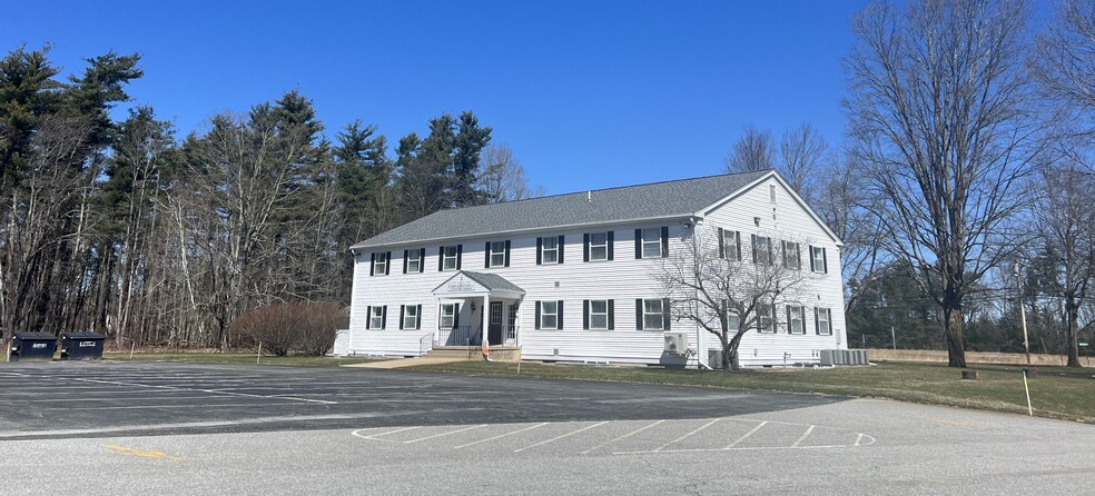 1 Library Ln, Kingston, NH en alquiler - Foto del edificio - Imagen 2 de 12