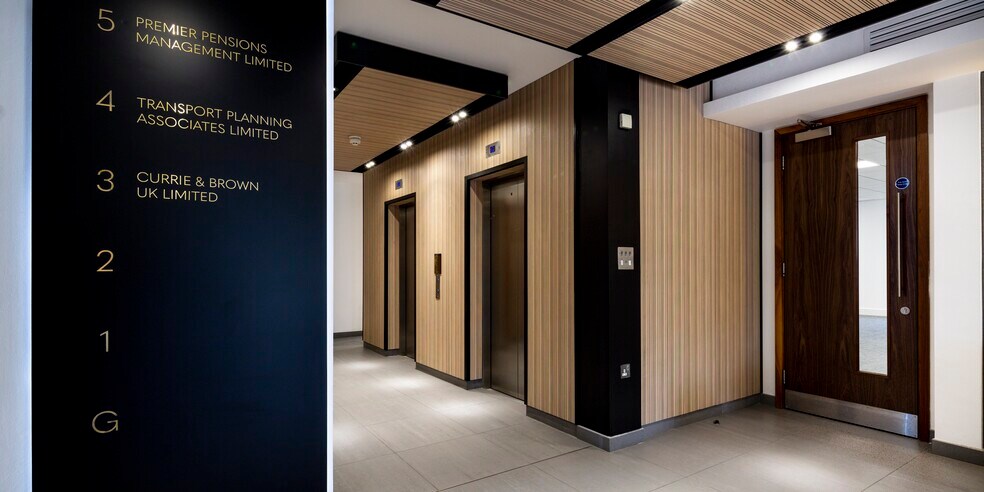 25 King St, Bristol en alquiler - Vestíbulo - Imagen 3 de 4