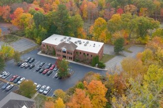 294 N Main St, East Longmeadow, MA - VISTA AÉREA  vista de mapa