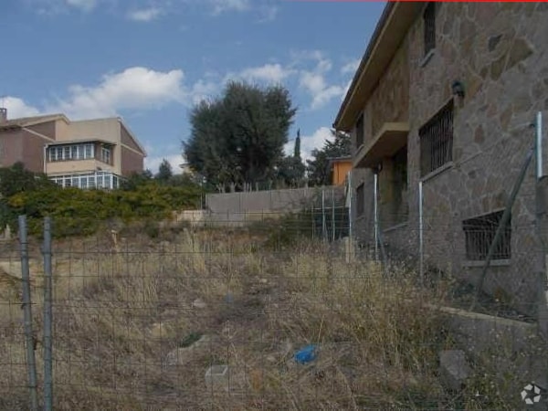 Calle Segura, Guadalix de la Sierra, Madrid en venta Foto del edificio- Imagen 1 de 4