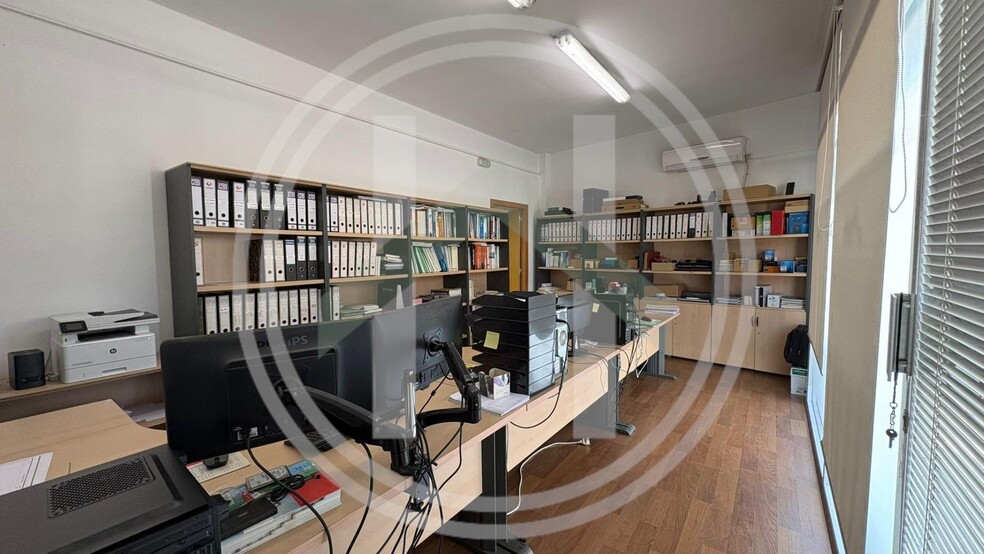 Edificio residencial en Cardedeu, Barcelona en venta - Foto del interior - Imagen 2 de 3