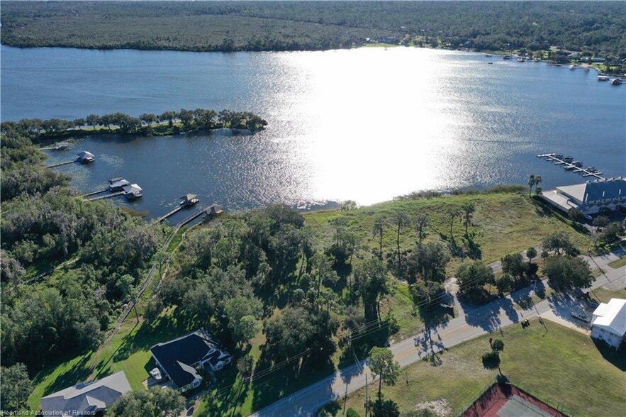 1040 Lake June Rd, Lake Placid, FL en venta - Foto del edificio - Imagen 2 de 9