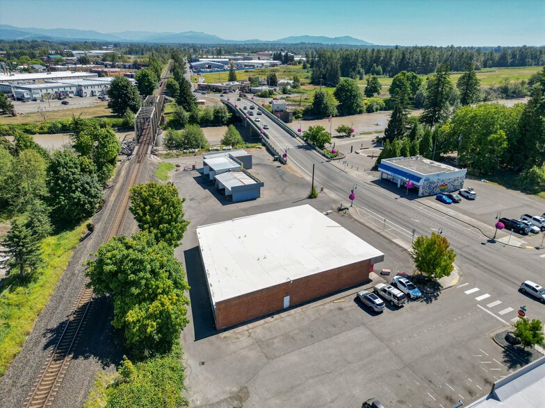 1990 Main St, Ferndale, WA en venta - Foto del edificio - Imagen 1 de 18