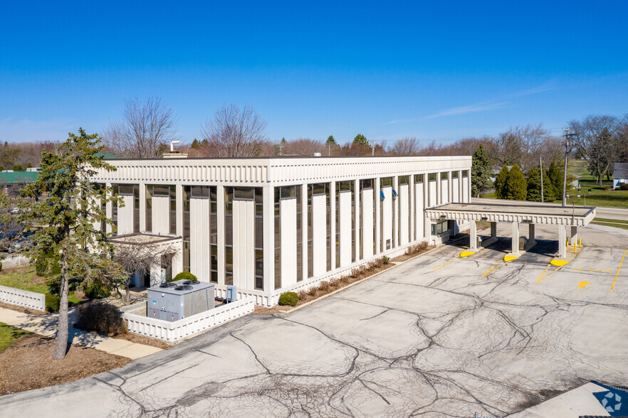 10005 Northwestern Ave, Franksville, WI en alquiler - Foto del edificio - Imagen 2 de 5